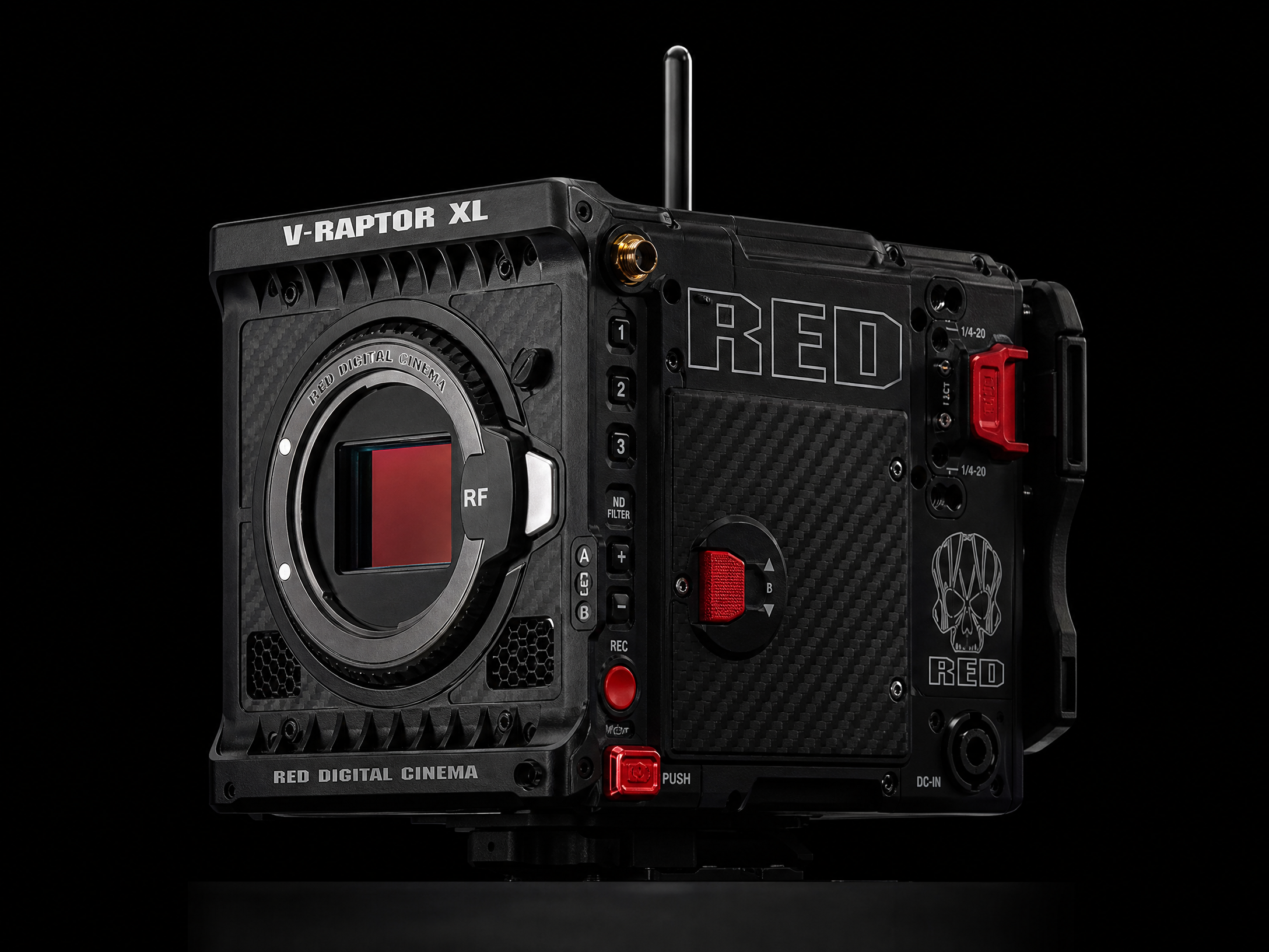 RED V-Ra‌ptor电影摄影机侧面展示